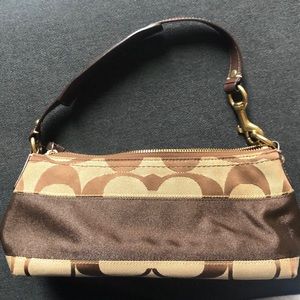 Vintage Coach Shoulder bag- brown